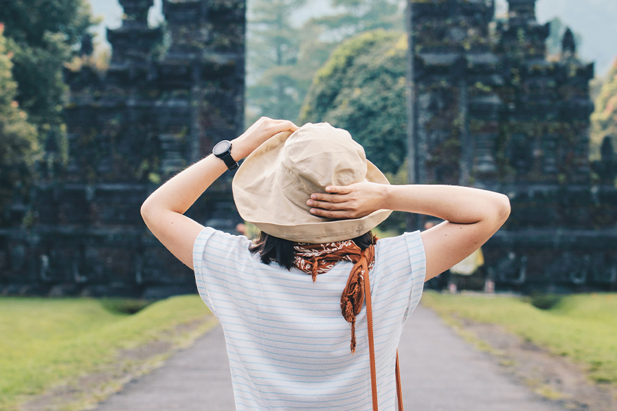 Tips Liburan Hemat ke Luar Negeri