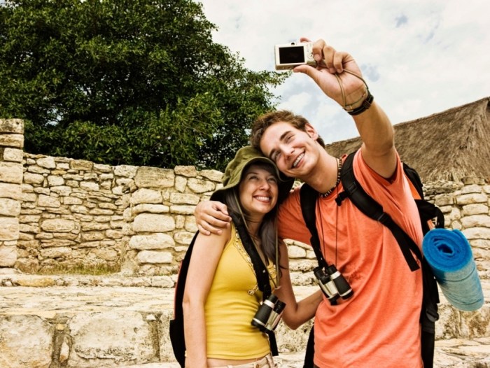 Bawa Banyak Gadget Saat Traveling, Ini 5 Tipsnya Cara Menjaga Gadget Tetap Aman Selama Traveling