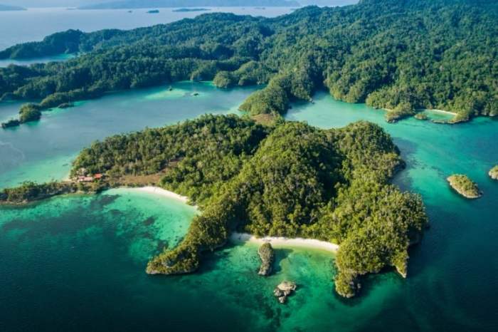 Pulau Eksotis di Indonesia yang Wajib Dikunjungi