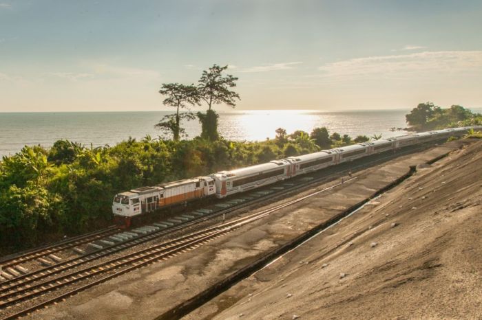 Soal Keterlambatan Perjalanan Kereta Api, KAI Jelaskan Aturan ... Perpanjangan Jalur Kereta Api ke Wilayah Terpencil