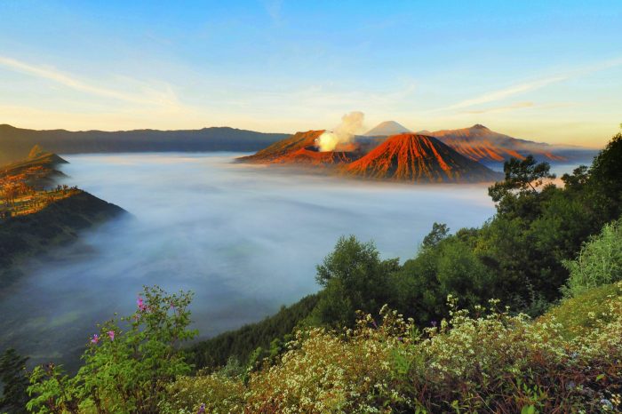 Tiga Taman Nasional Terindah di Dunia, Salah Satunya ada di Indonesia Taman Nasional dengan Jalur Pendakian Terindah