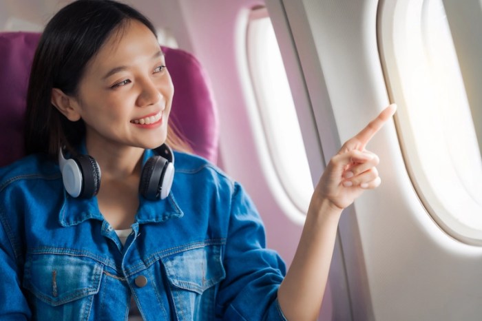 Tips Naik Pesawat Pertama Kali Tanpa Grogi